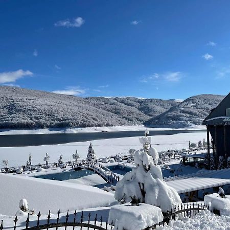 Rey Hotel Mavrovo Exterior photo